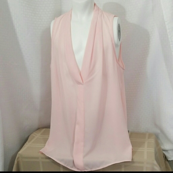 Vince Camuto Tops - Ladies Vince Camuto Pale Pink Top Size Large